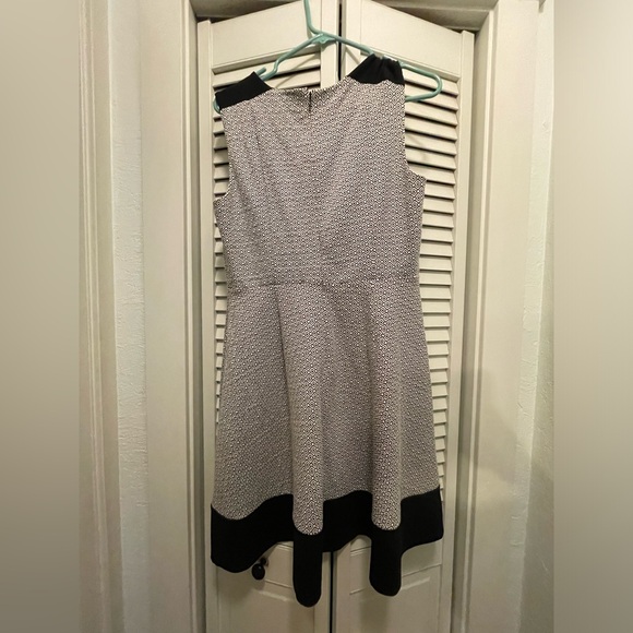 Black and white Anne Taylor Loft dress - Picture 2 of 4